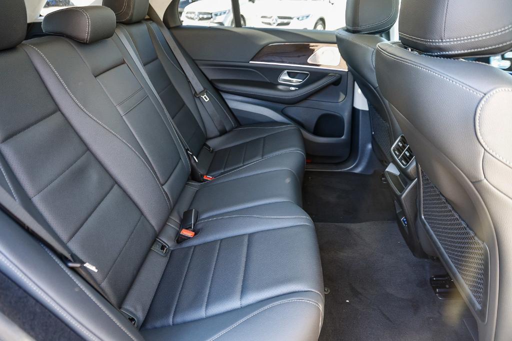 new 2026 Mercedes-Benz GLE 450 car, priced at $77,775