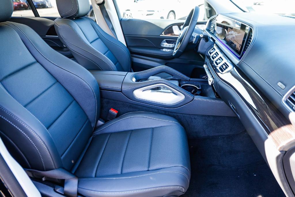 new 2026 Mercedes-Benz GLE 450 car, priced at $77,775