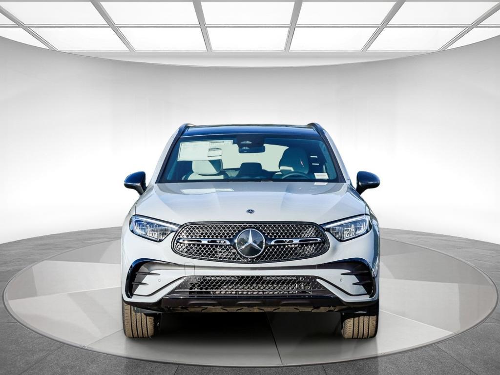 new 2026 Mercedes-Benz GLC 300 car, priced at $59,825