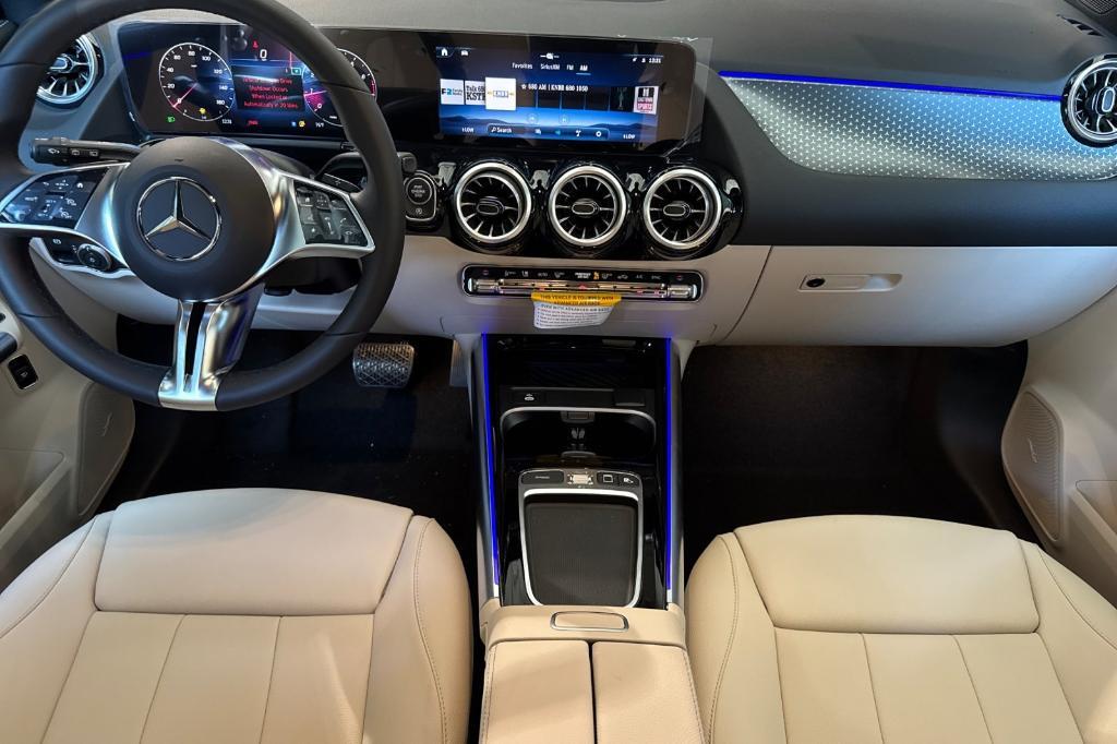 new 2025 Mercedes-Benz GLA 250 car, priced at $46,195