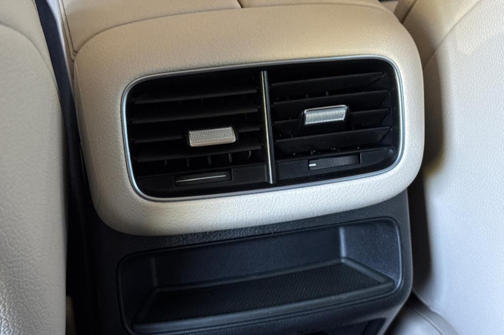 new 2026 Mercedes-Benz GLE 350 car, priced at $68,285