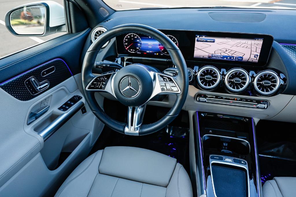 used 2025 Mercedes-Benz GLA 250 car, priced at $40,990