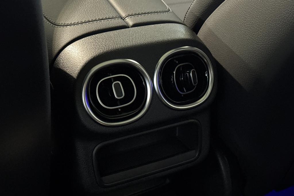 new 2025 Mercedes-Benz GLC 300 car, priced at $54,550