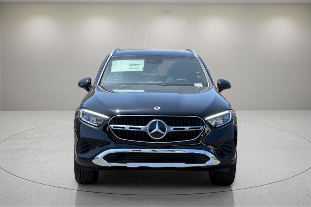 new 2025 Mercedes-Benz GLC 300 car, priced at $54,550