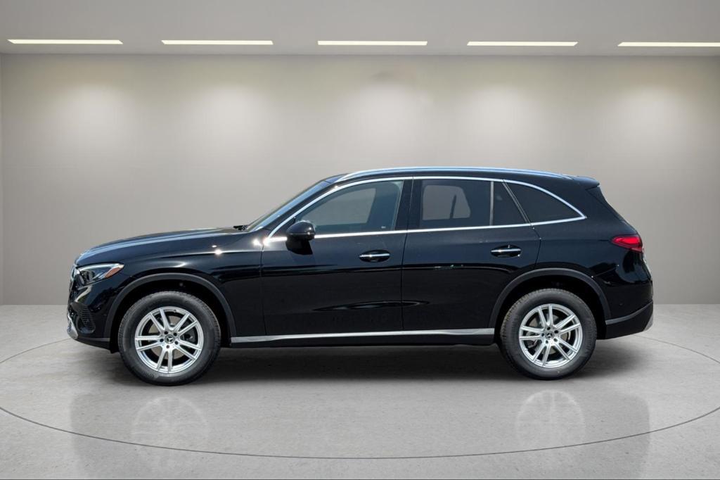 new 2025 Mercedes-Benz GLC 300 car, priced at $54,550