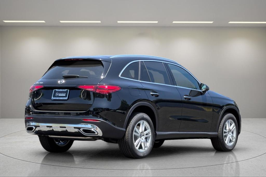 new 2025 Mercedes-Benz GLC 300 car, priced at $54,550