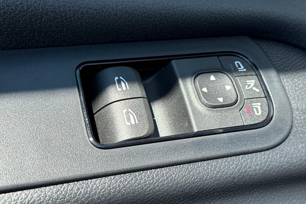 new 2025 Mercedes-Benz Sprinter 2500 car, priced at $71,175