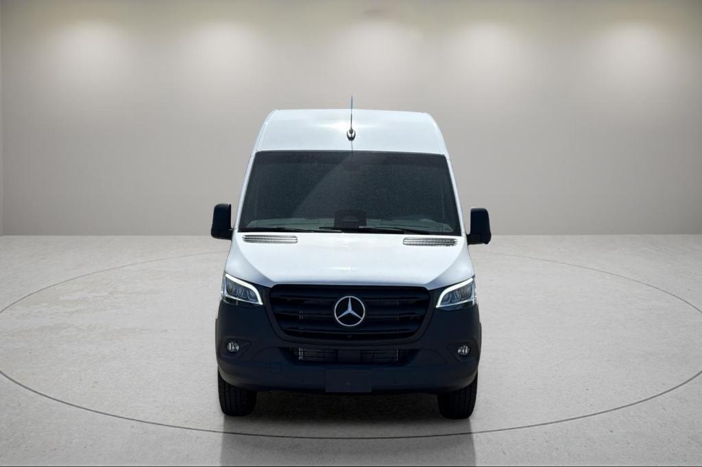 new 2025 Mercedes-Benz Sprinter 2500 car, priced at $71,175