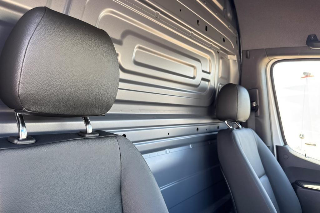new 2025 Mercedes-Benz Sprinter 2500 car, priced at $71,175