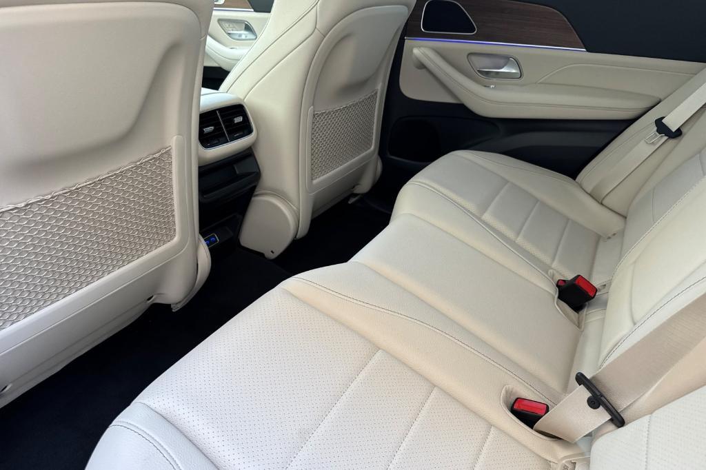 new 2026 Mercedes-Benz GLE 350 car, priced at $68,285