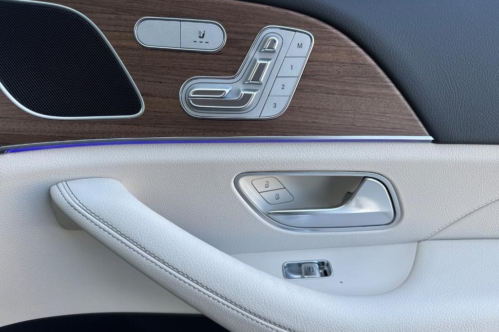 new 2026 Mercedes-Benz GLE 350 car, priced at $68,285