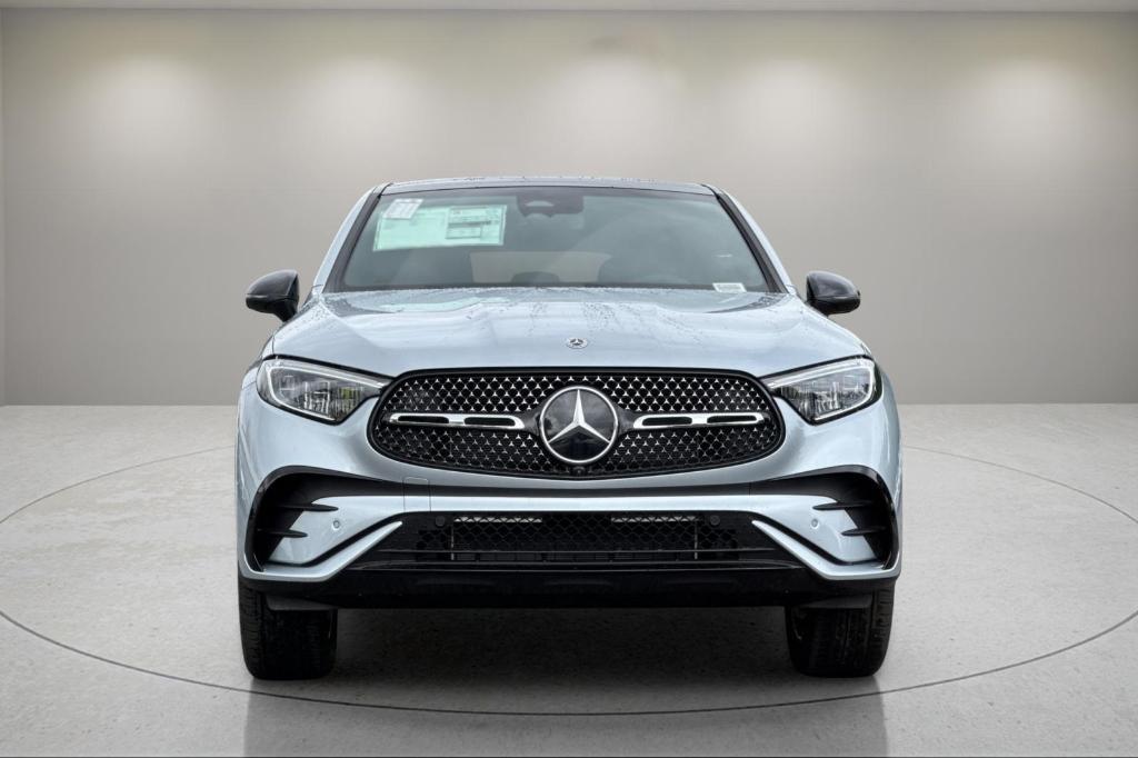 new 2025 Mercedes-Benz GLC 300 car, priced at $65,205