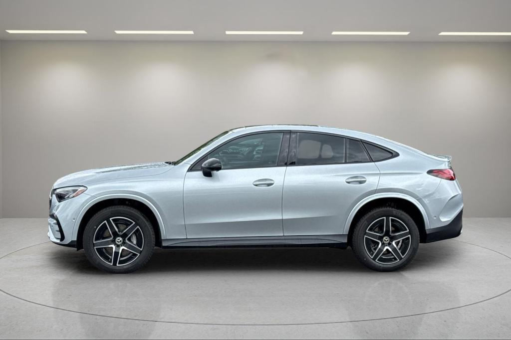 new 2025 Mercedes-Benz GLC 300 car, priced at $65,205