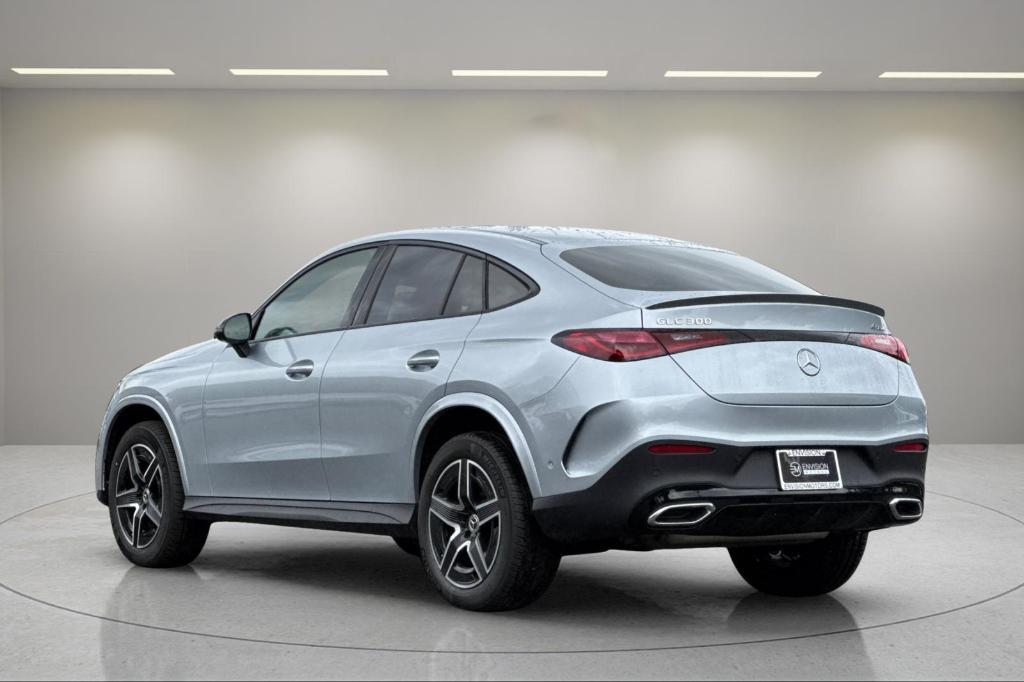 new 2025 Mercedes-Benz GLC 300 car, priced at $65,205