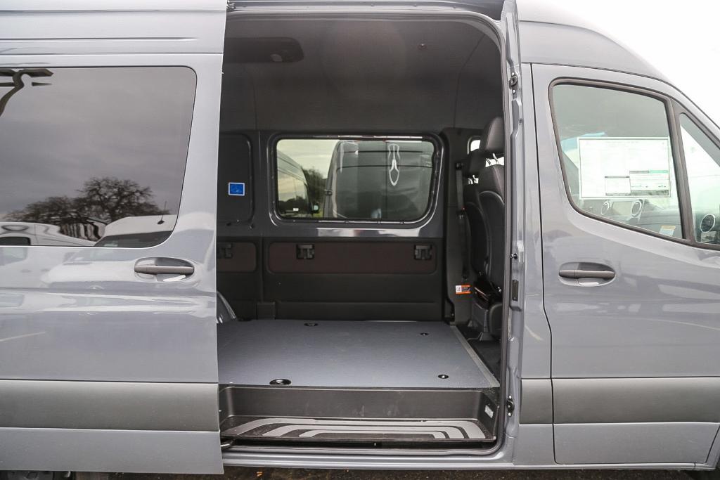 new 2024 Mercedes-Benz Sprinter 2500 car, priced at $73,844