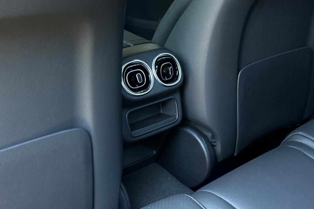 new 2025 Mercedes-Benz GLC 300 car, priced at $55,900