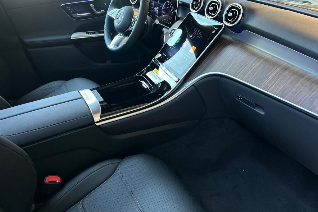 new 2025 Mercedes-Benz GLC 300 car, priced at $55,900