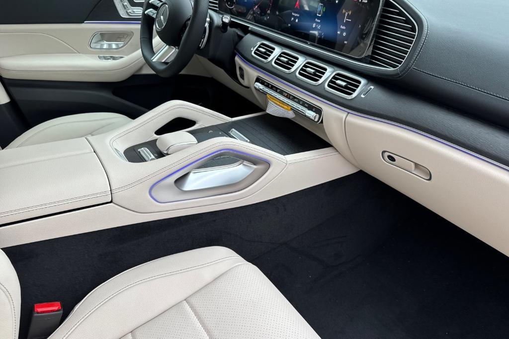 new 2026 Mercedes-Benz GLS 450 car, priced at $96,250