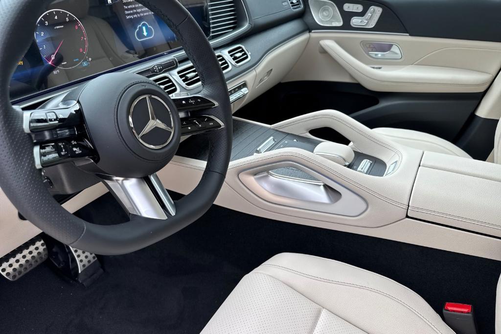 new 2026 Mercedes-Benz GLS 450 car, priced at $96,250