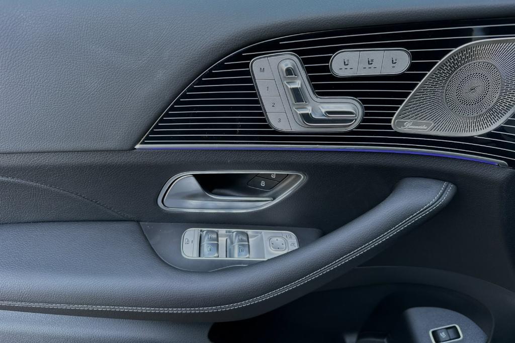 new 2024 Mercedes-Benz GLS 450 car, priced at $101,690