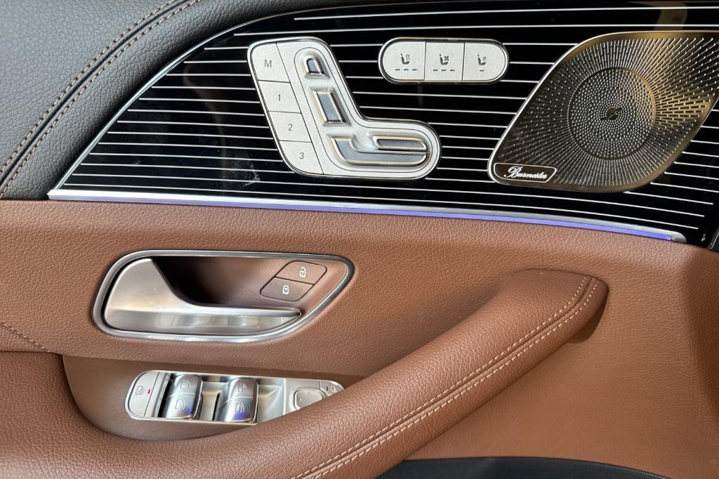 new 2026 Mercedes-Benz GLE 580 car, priced at $104,365
