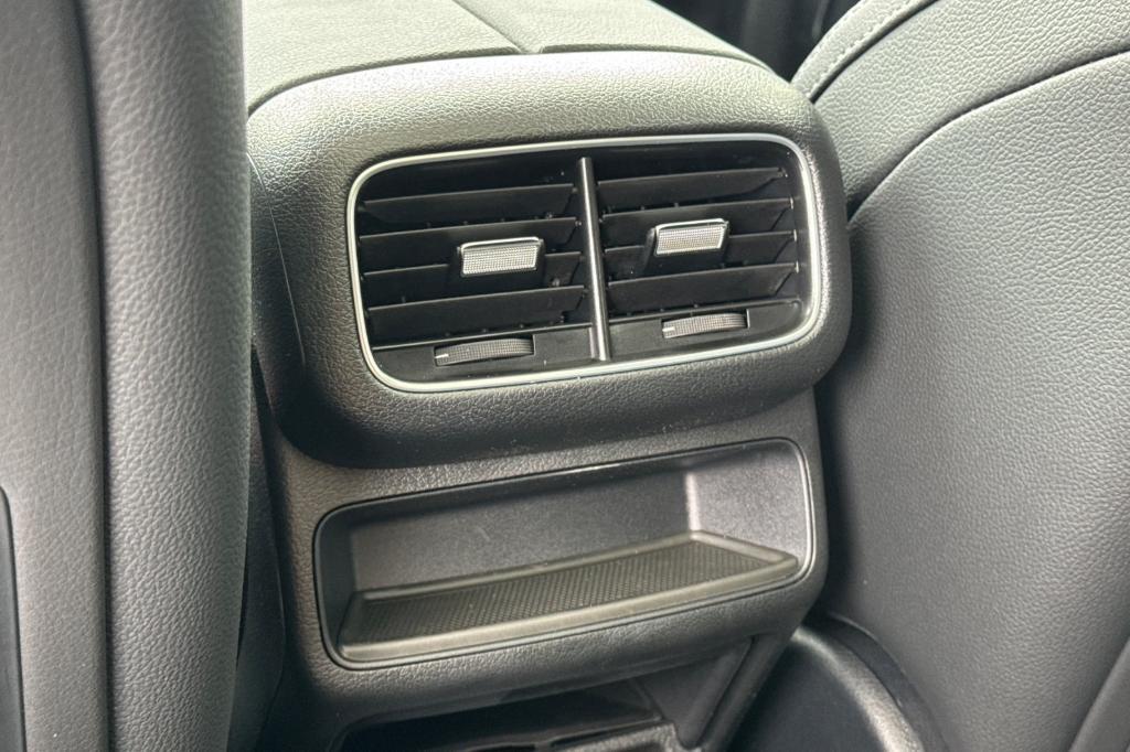 new 2026 Mercedes-Benz GLE 450 car, priced at $78,585