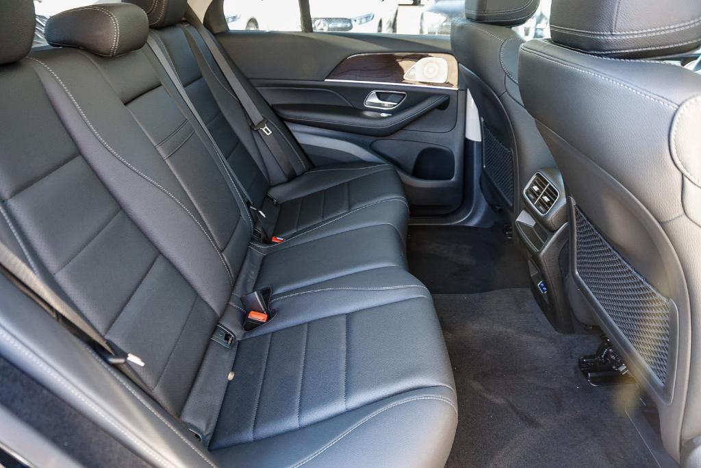 new 2026 Mercedes-Benz GLE 450 car, priced at $77,775