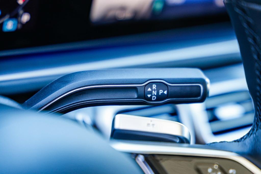 new 2026 Mercedes-Benz GLE 450 car, priced at $77,775