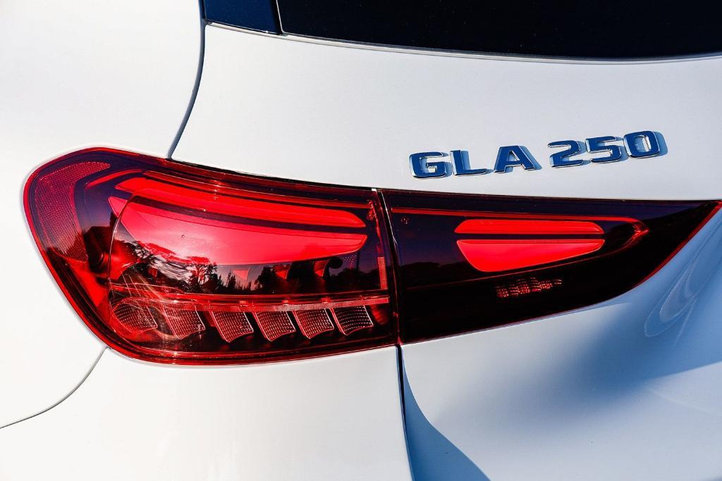 used 2025 Mercedes-Benz GLA 250 car, priced at $36,490