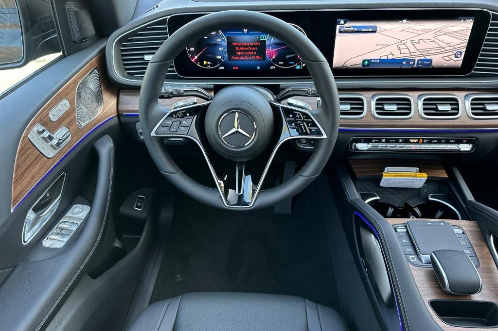 new 2025 Mercedes-Benz GLE 450 car, priced at $81,245