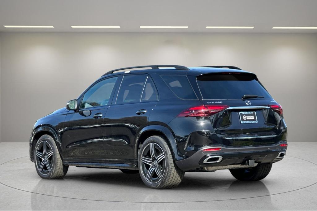 new 2025 Mercedes-Benz GLE 450 car, priced at $81,245
