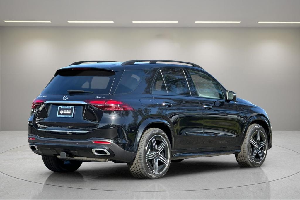 new 2025 Mercedes-Benz GLE 450 car, priced at $81,245