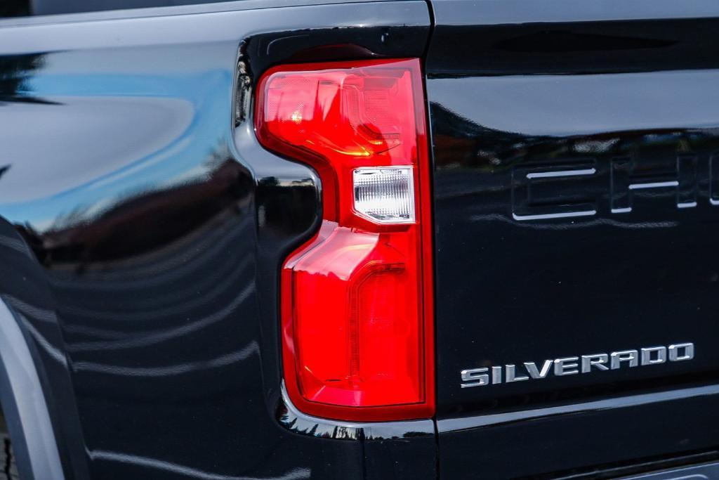used 2024 Chevrolet Silverado 2500 car, priced at $73,990