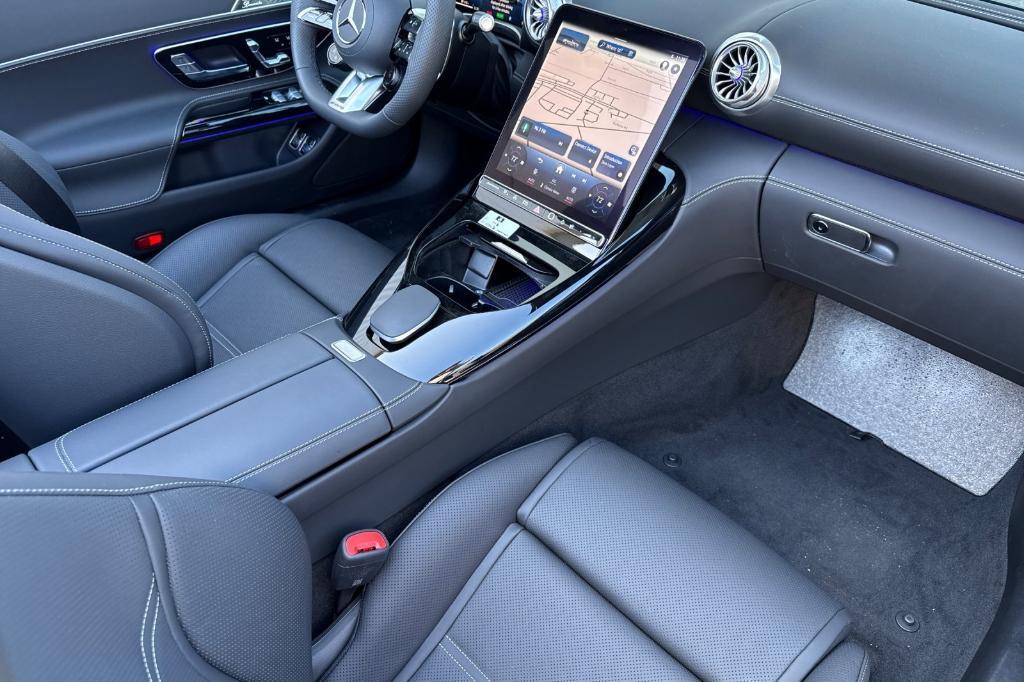 new 2025 Mercedes-Benz AMG SL 63 car, priced at $221,145