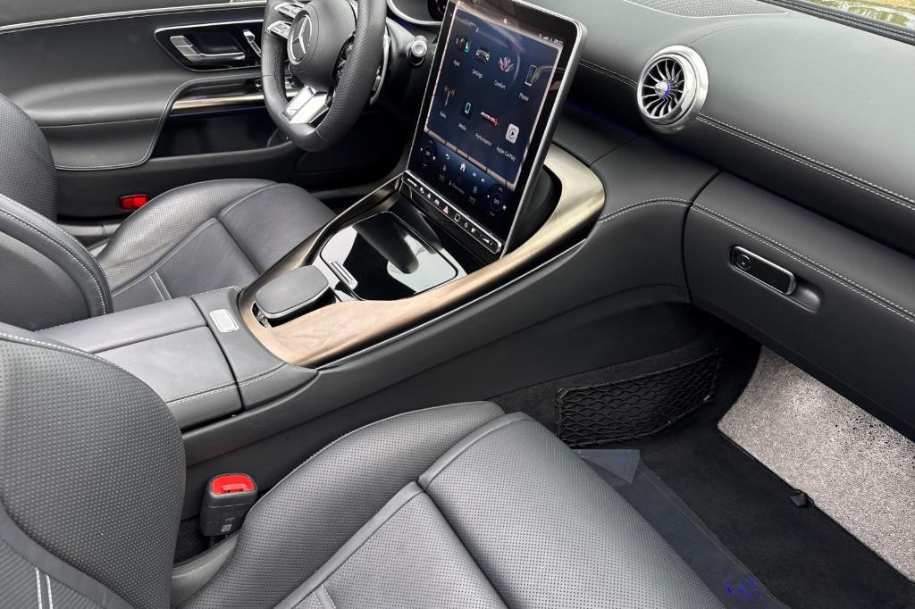 used 2024 Mercedes-Benz AMG SL 43 car, priced at $81,490