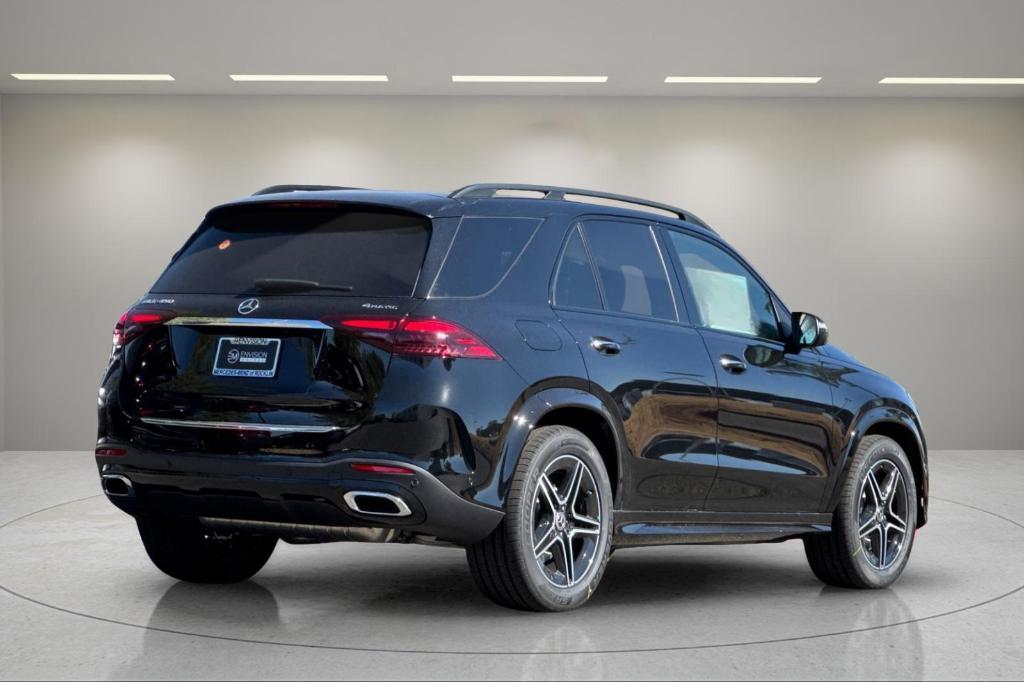 new 2026 Mercedes-Benz GLE 450 car, priced at $75,685