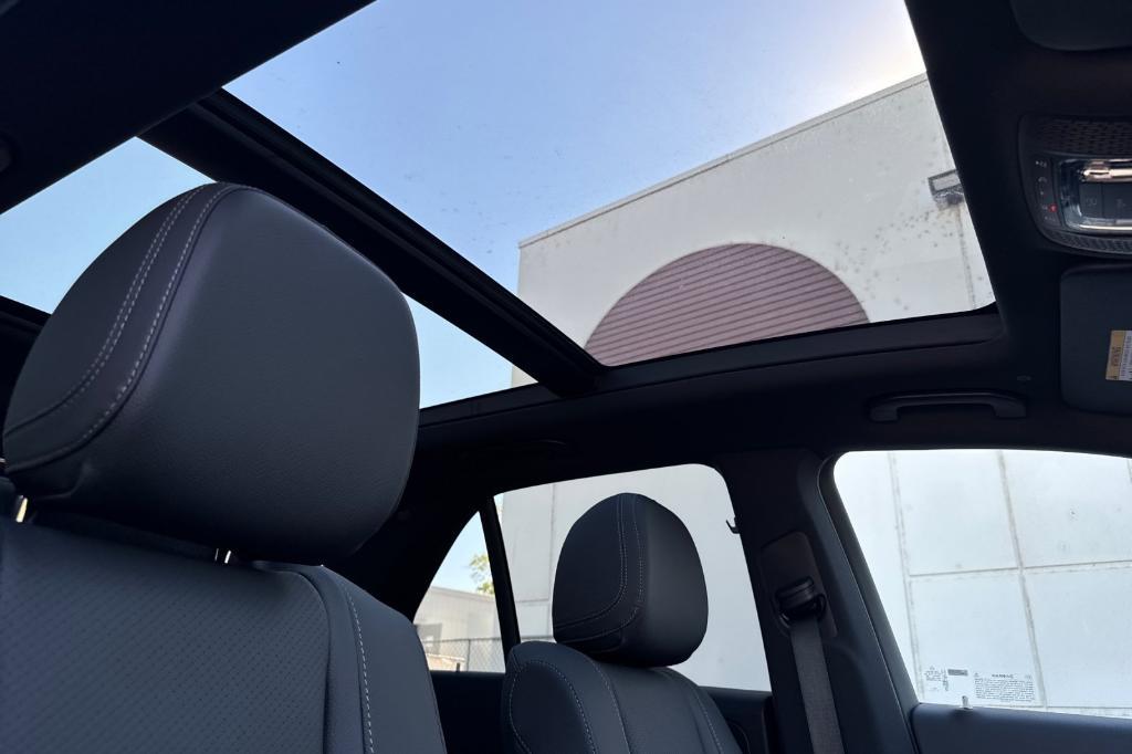 new 2026 Mercedes-Benz GLE 450 car, priced at $75,685