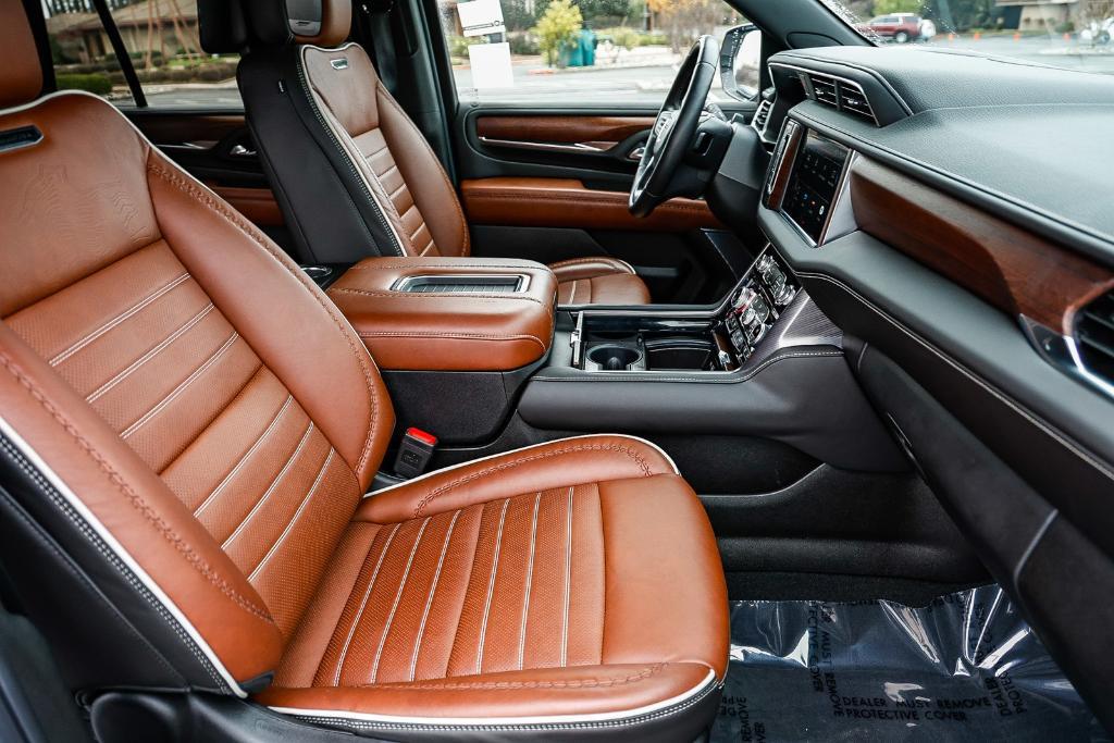 used 2024 GMC Yukon car, priced at $88,113