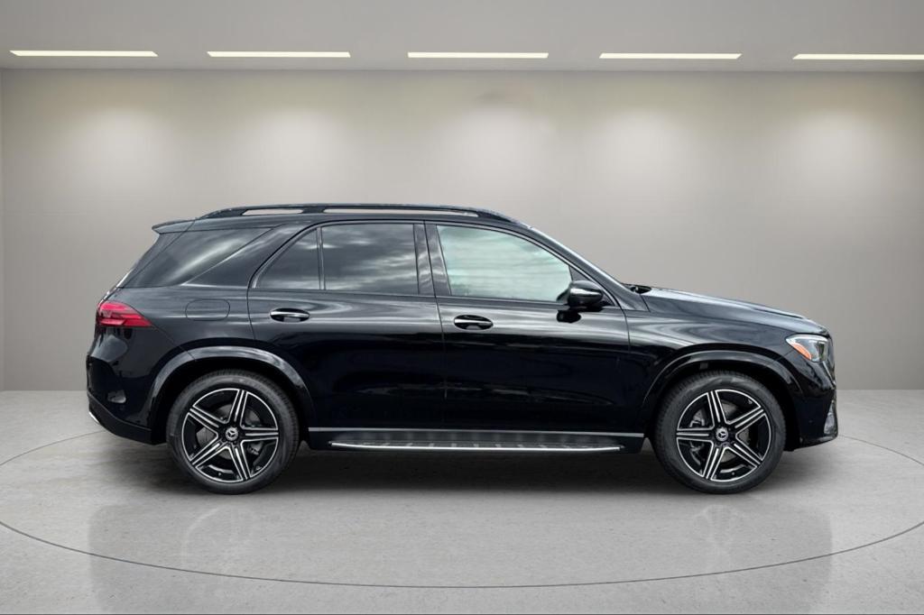 new 2026 Mercedes-Benz GLE 450 car, priced at $81,850