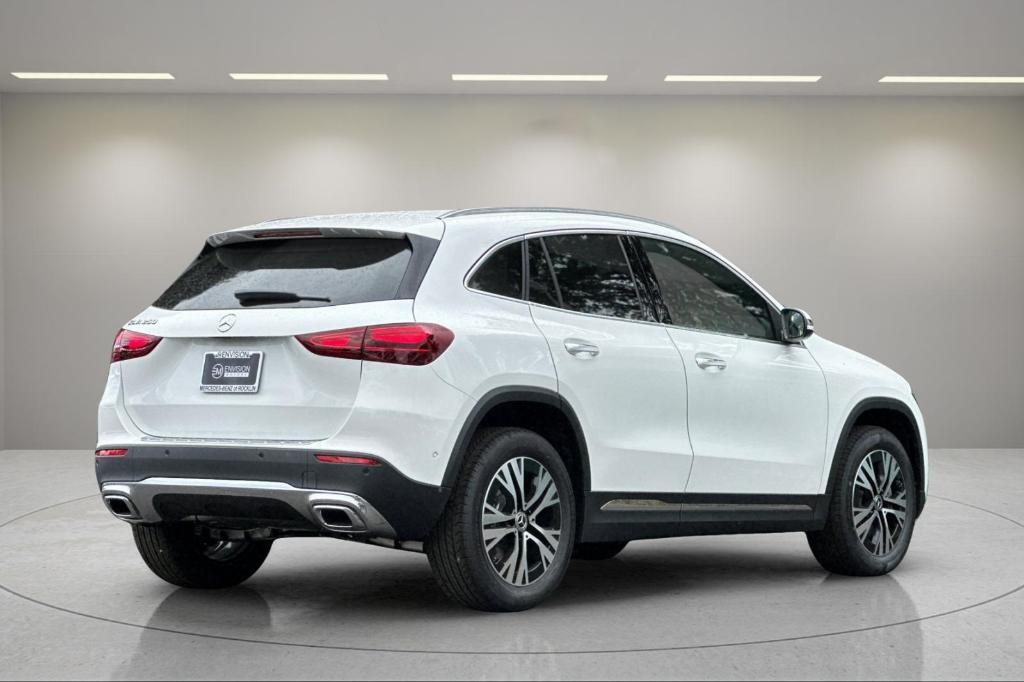 new 2025 Mercedes-Benz GLA 250 car, priced at $46,195