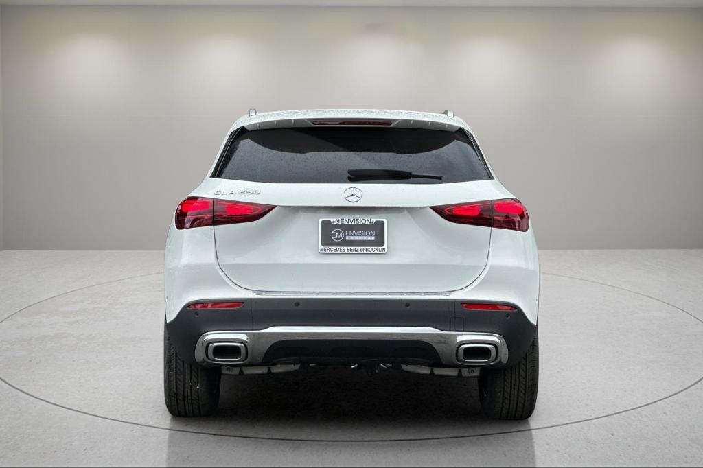 new 2025 Mercedes-Benz GLA 250 car, priced at $46,195