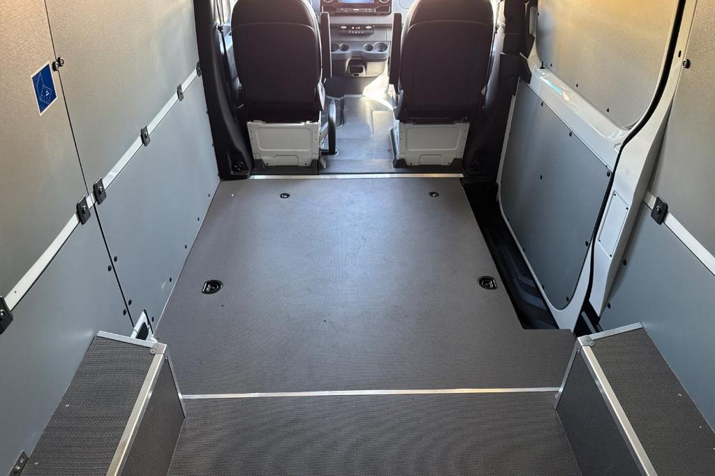 new 2025 Mercedes-Benz Sprinter 2500 car