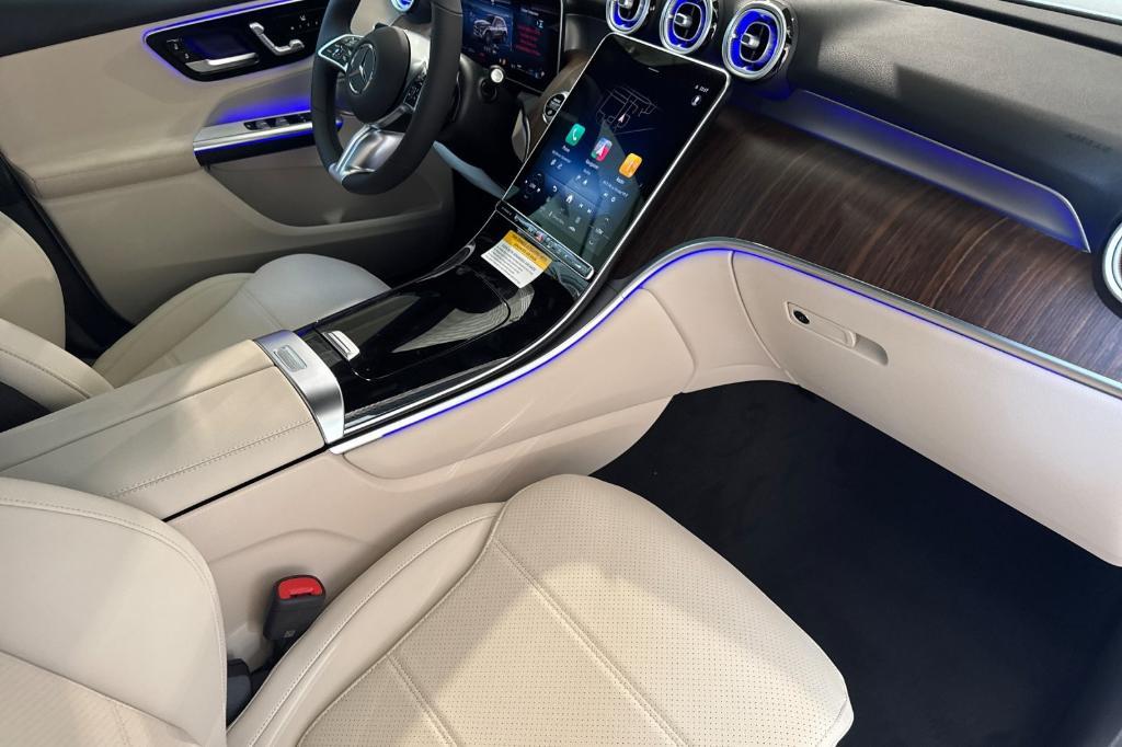 new 2025 Mercedes-Benz GLC 300 car, priced at $54,550