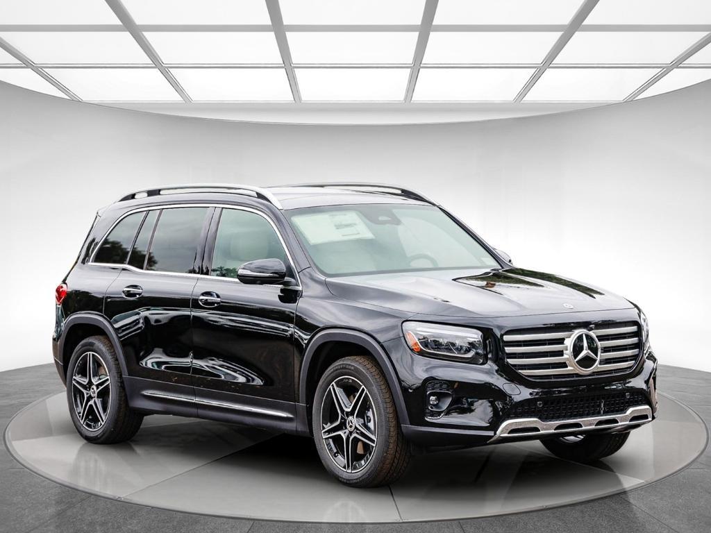 new 2026 Mercedes-Benz GLB 250 car, priced at $52,415