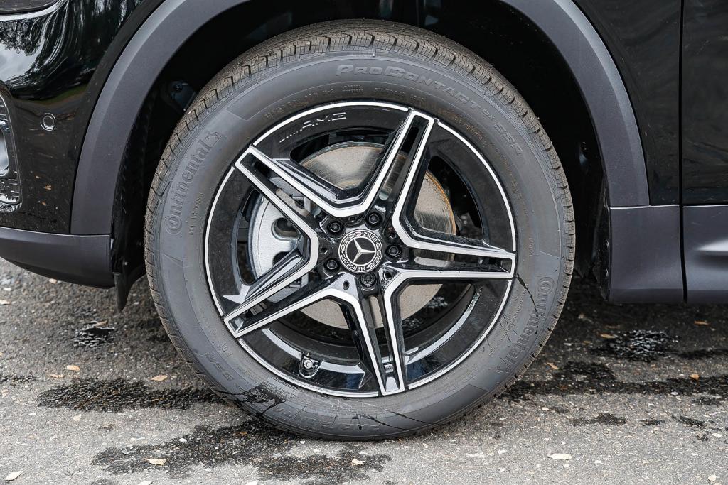 new 2026 Mercedes-Benz GLB 250 car, priced at $52,415