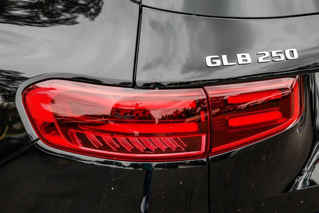 new 2026 Mercedes-Benz GLB 250 car, priced at $52,415