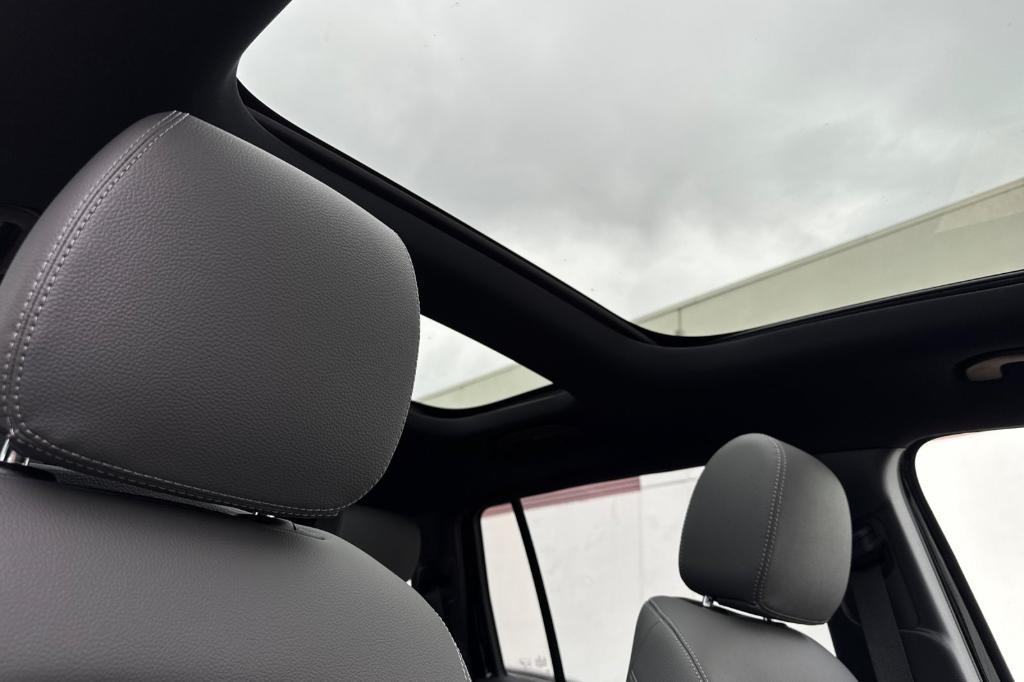 new 2025 Mercedes-Benz EQB 350 car, priced at $68,225