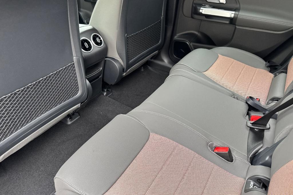 new 2025 Mercedes-Benz EQB 350 car, priced at $68,225