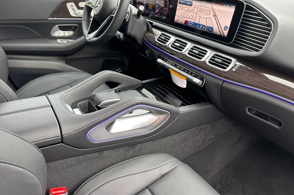 new 2026 Mercedes-Benz GLE 450 car, priced at $77,590