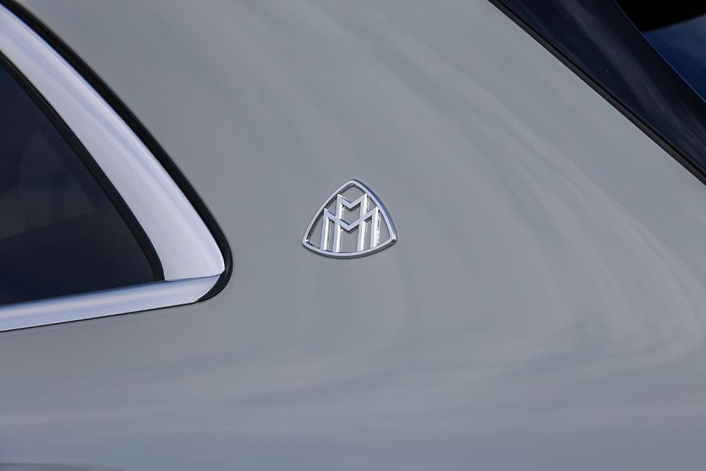 new 2025 Mercedes-Benz Maybach EQS 680 car, priced at $205,350